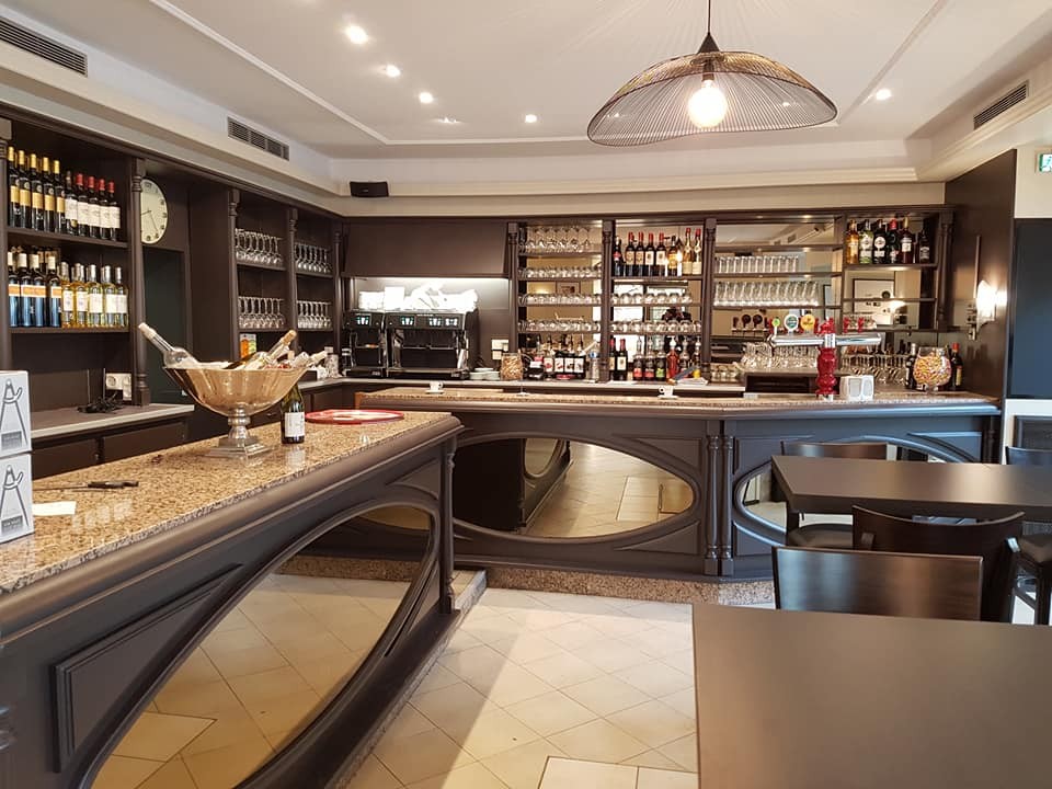 LE PALAIS CAHORS, restaurant, brasserie à Cahors
