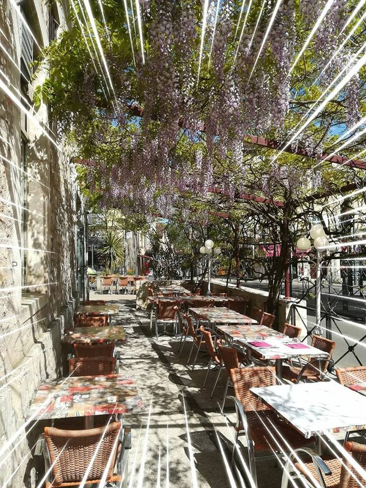LE PALAIS CAHORS, restaurant, brasserie à Cahors